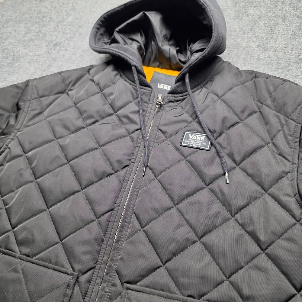 Vans Mens X-Small Diamond Quilted Hooded Bomber Jacket Black Contrast Lining